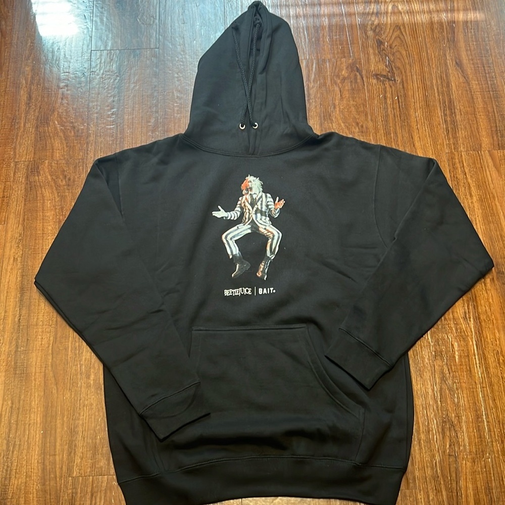 BAIT brand Beetlejuice Hoodie size L brand new